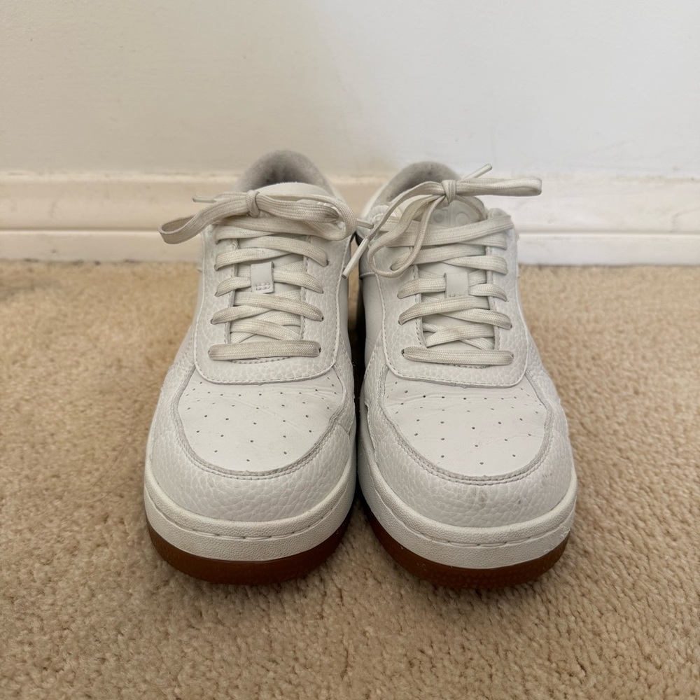 ALO Yoga Women's White Leather Low-Top Sneakers with Brown Outsole - Picture 9 of 11